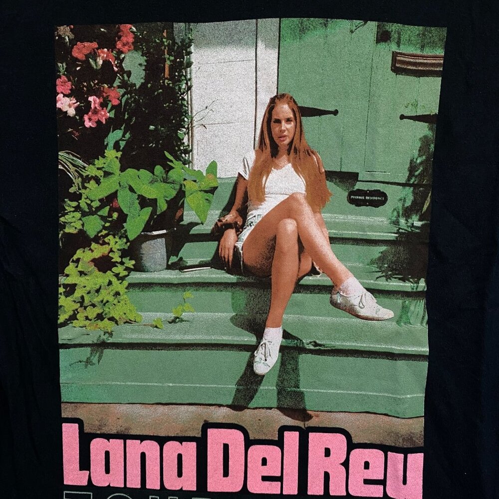 Lana Del Rey Tour 2025 T-shirt Size Small - Picture 2 of 5